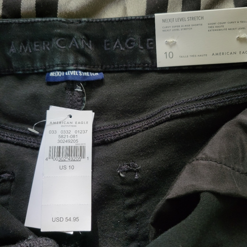 NwT AE Curvy Super High Rise Shortie - Picture 4 of 4